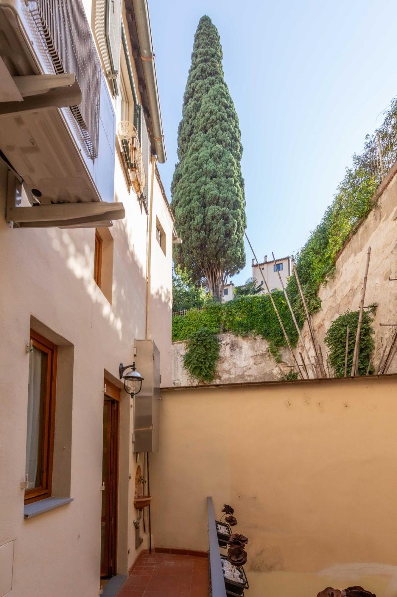 Appartamento Palazzo Bardi Apartments N 2 Флоренция Экстерьер фото